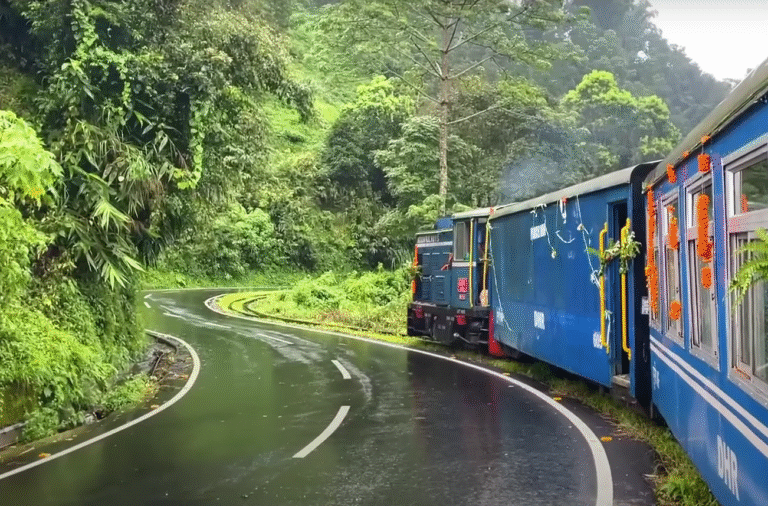 5 Unique Places Visiting Darjeeling – Siliguri Travel Tips