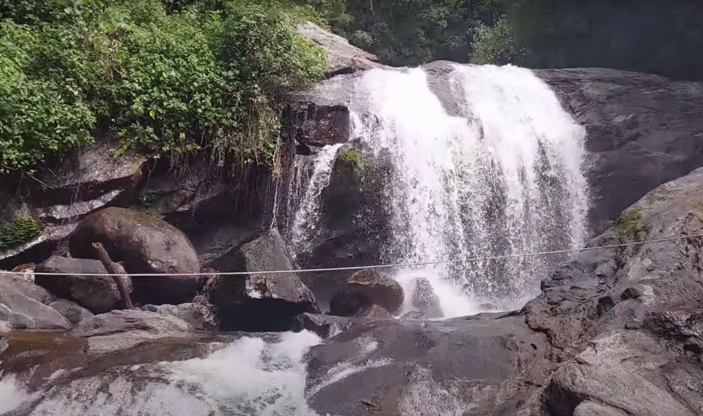 Lakkam Waterfalls: A Scenic Spot for Relaxation